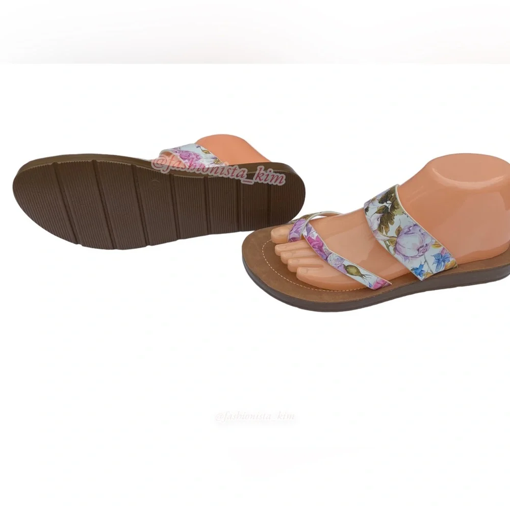 Madden Girl Womens floral Sandals - Picture 5 of 9